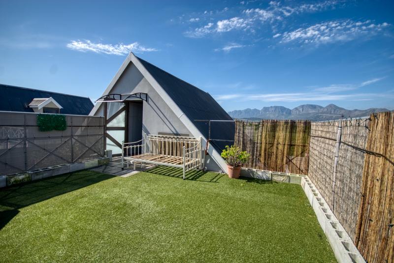 3 Bedroom Property for Sale in Gordons Bay Western Cape